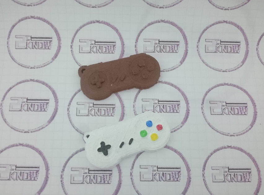 SNES Controller Keychain