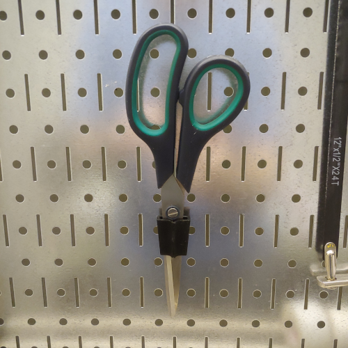 Wall Control Scissors Loop