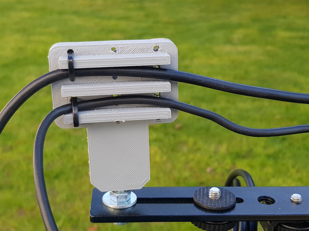GoPro cable holder / GoPro Kabelhalterung