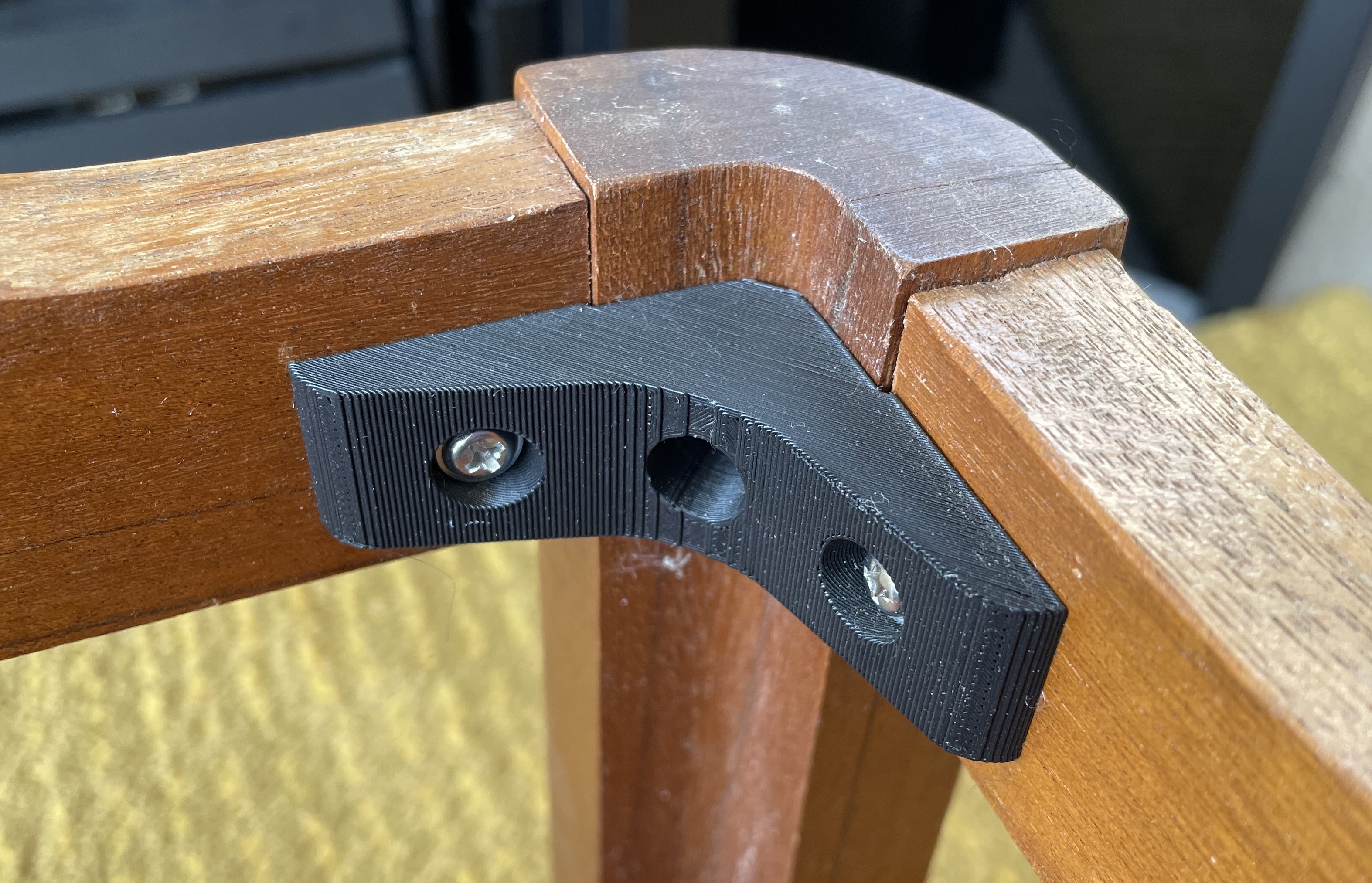 90° Corner Bracket  (for Myer coffee table)