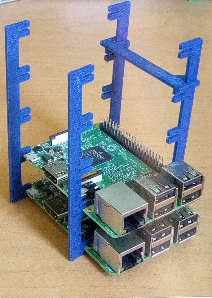 Simple Raspberry Pi stack/Cluster Case