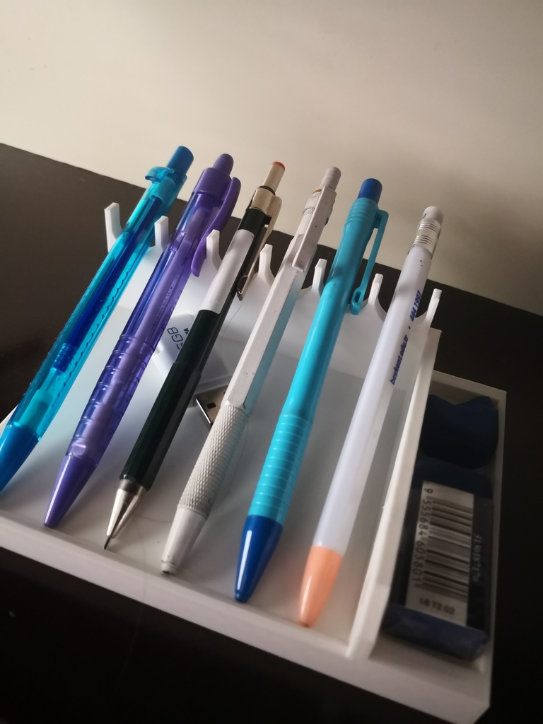 pen/pencil holder/case/stand