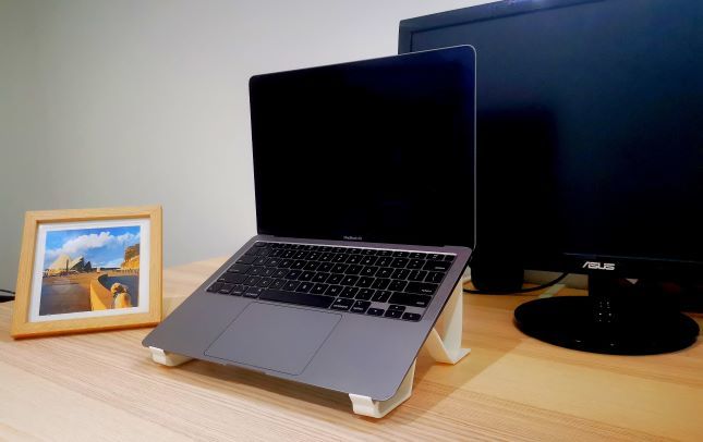 Macbook-Laptop stand