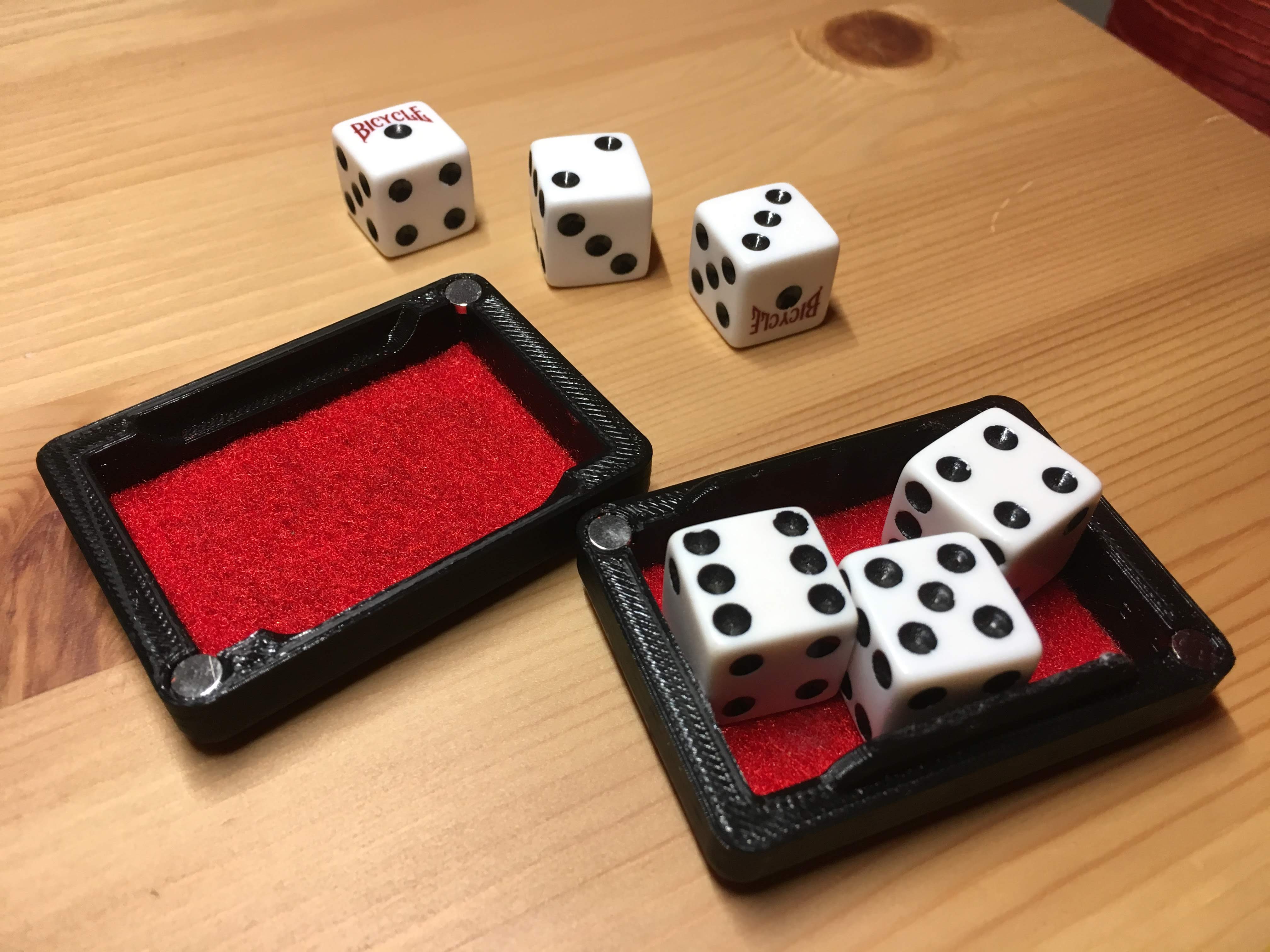 Standard Dice Box