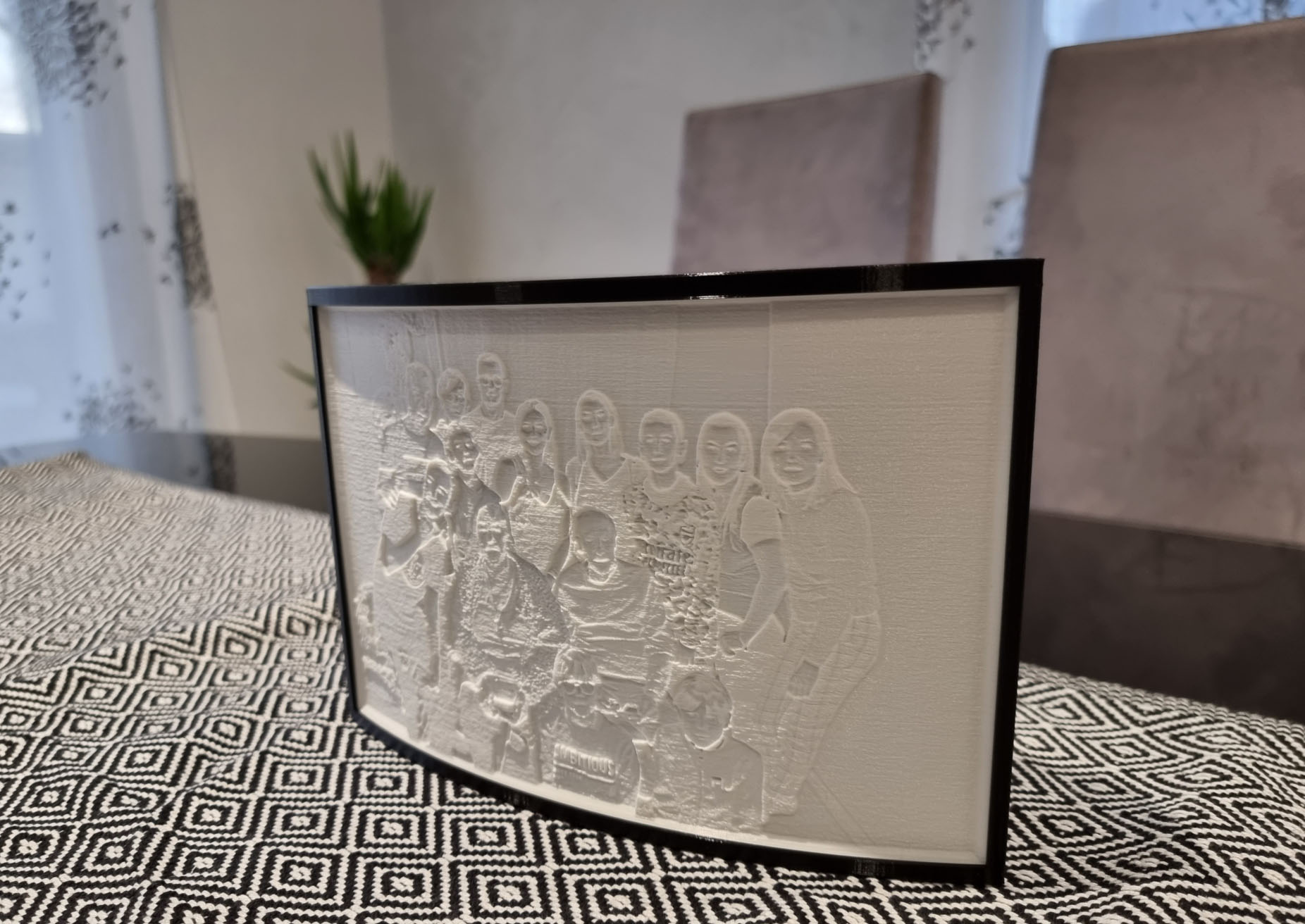 Lithophane Frame  Stand curved  Box Closed