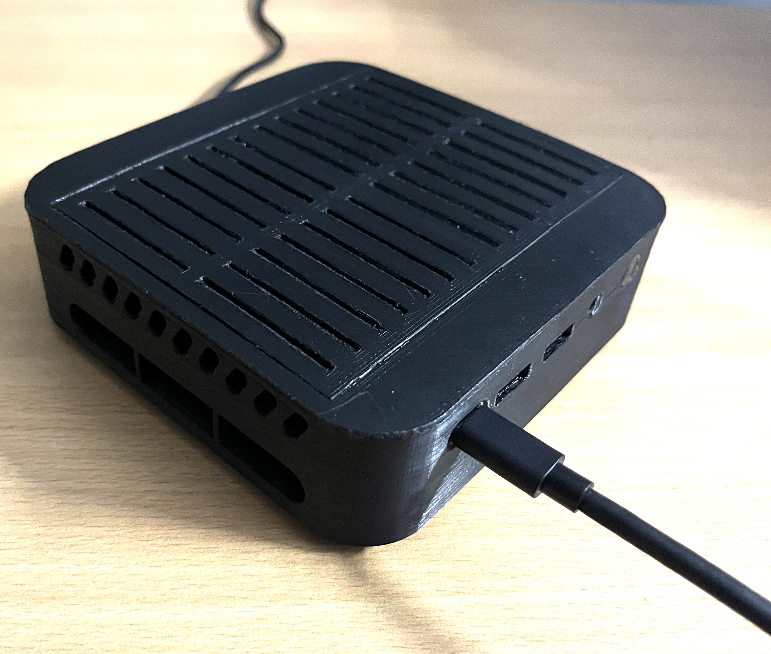 Acemagic Kron mini K1 (mini-PC, nuc format) custom case with better aeration for SSDs