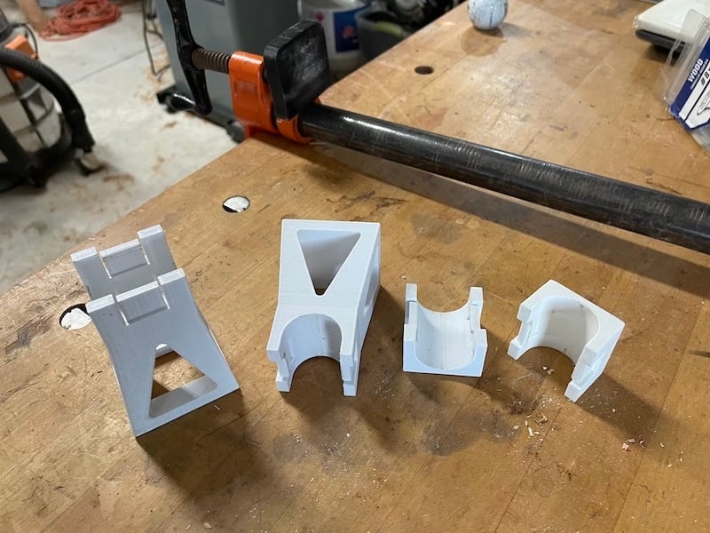 Stands and spacers for 3/4" pipe clamps