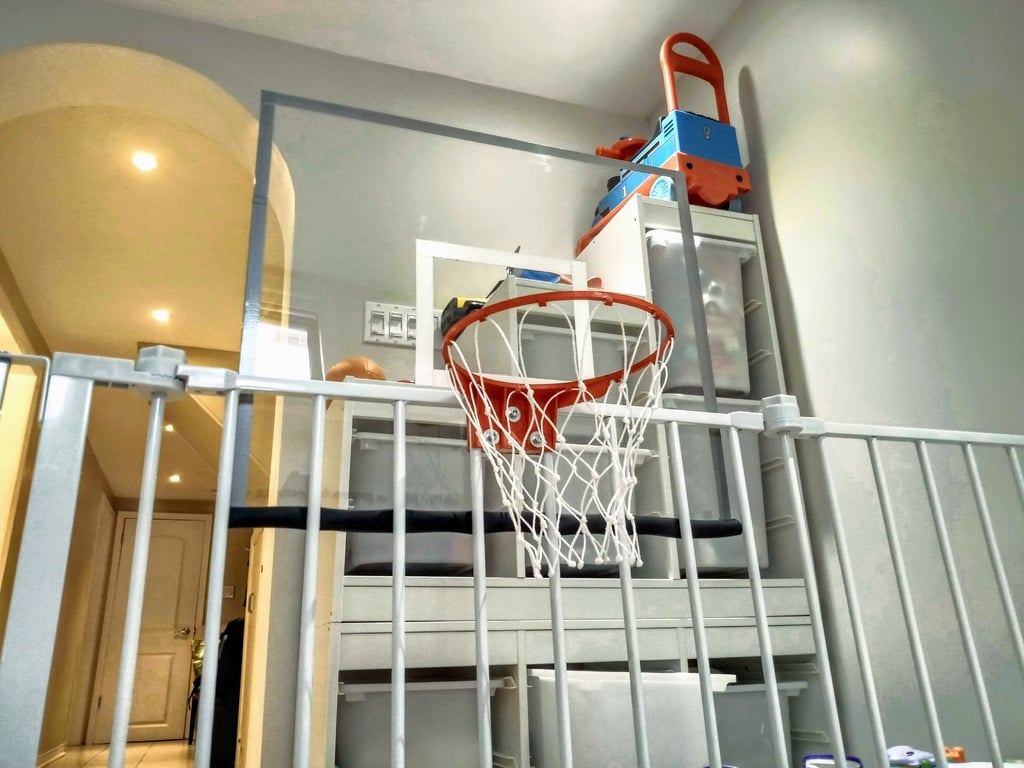 Mini-Basketball Net for Regalo Super-Wide Baby Gate/Yard
