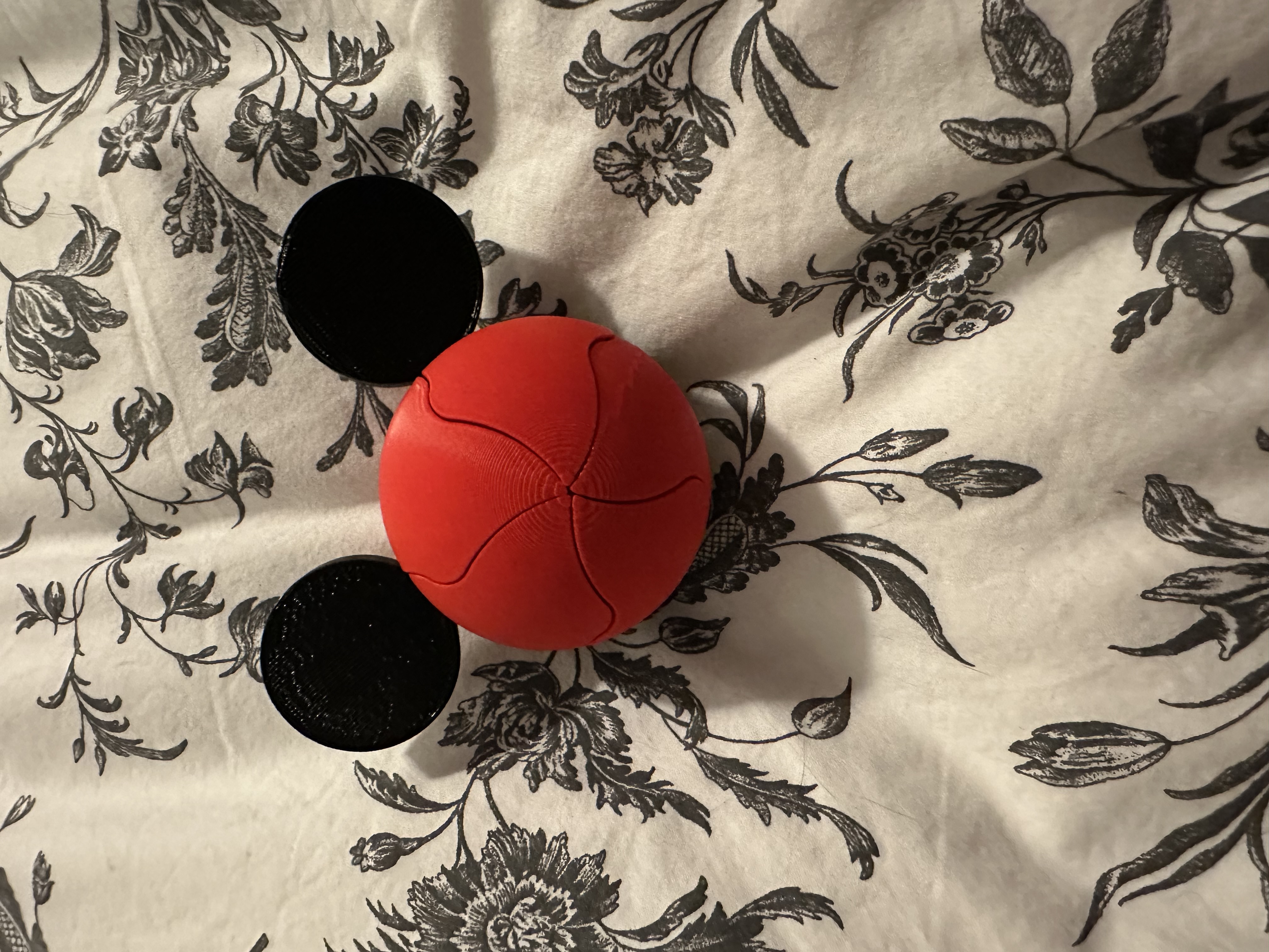 Mouse Ear Iris Ball