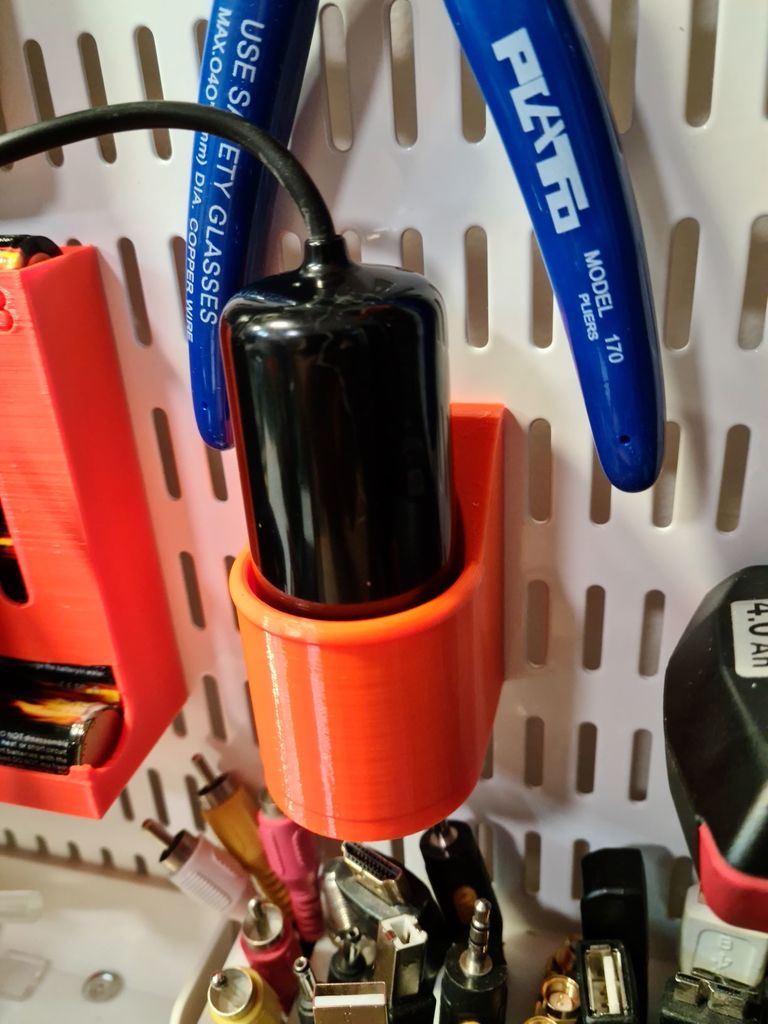 EIBOS Vacuum Pump holder for Elfa pegboard