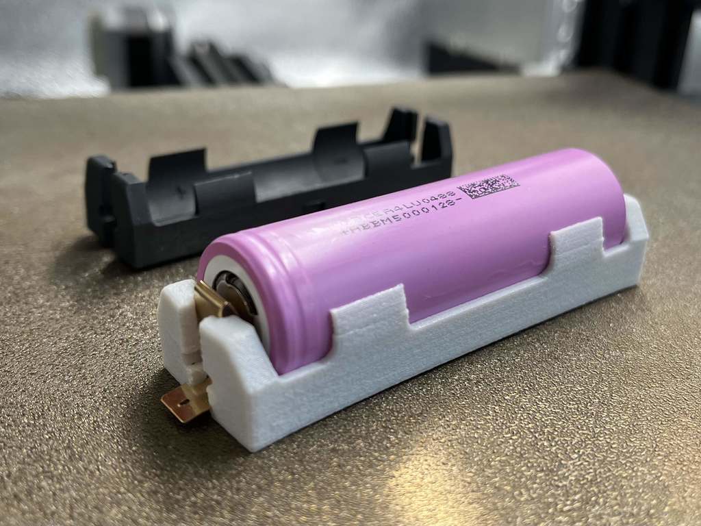 21700 SMT Battery Holder
