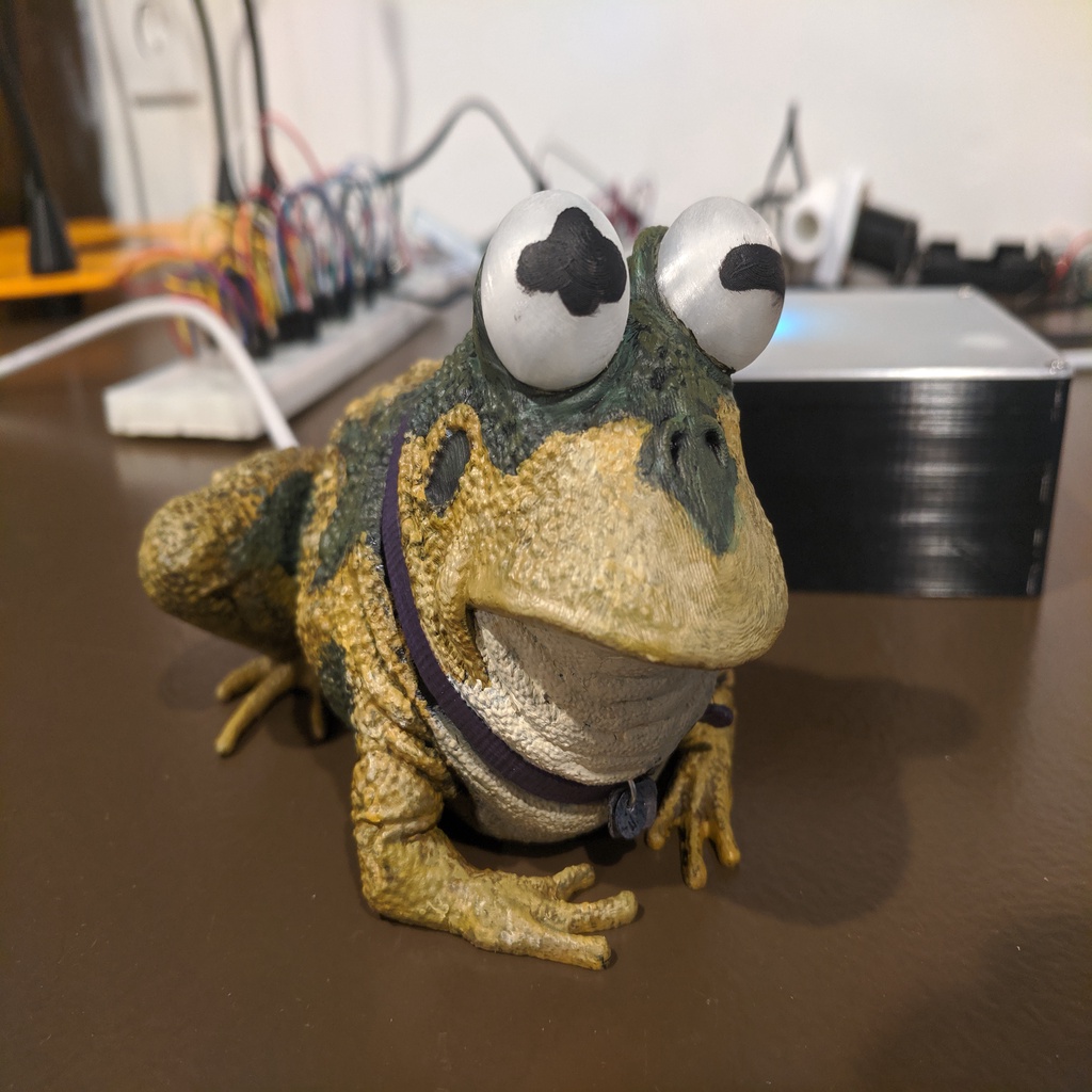 Motion-Triggered Hypnotoad with Sound