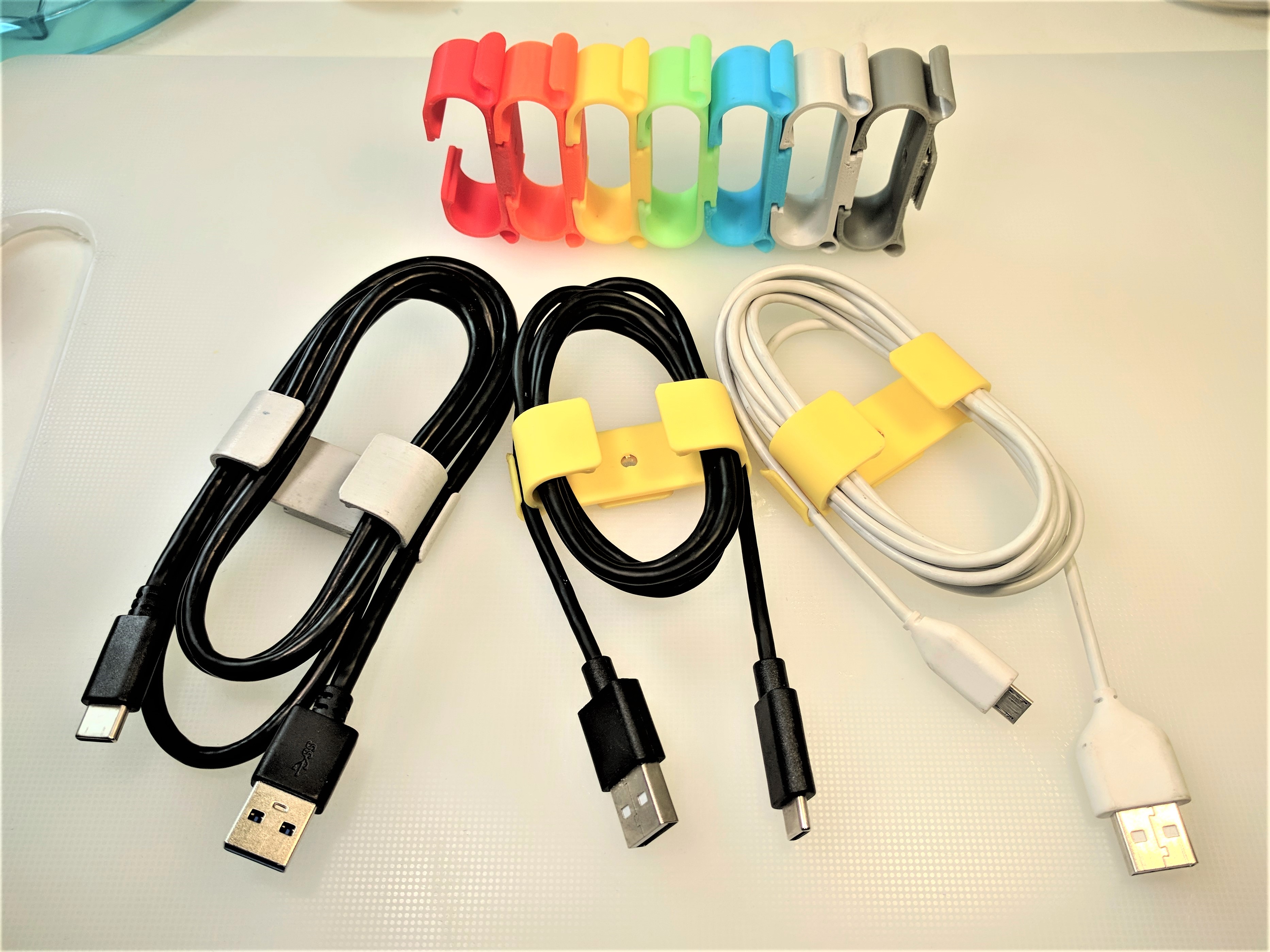 Stackable cable clips