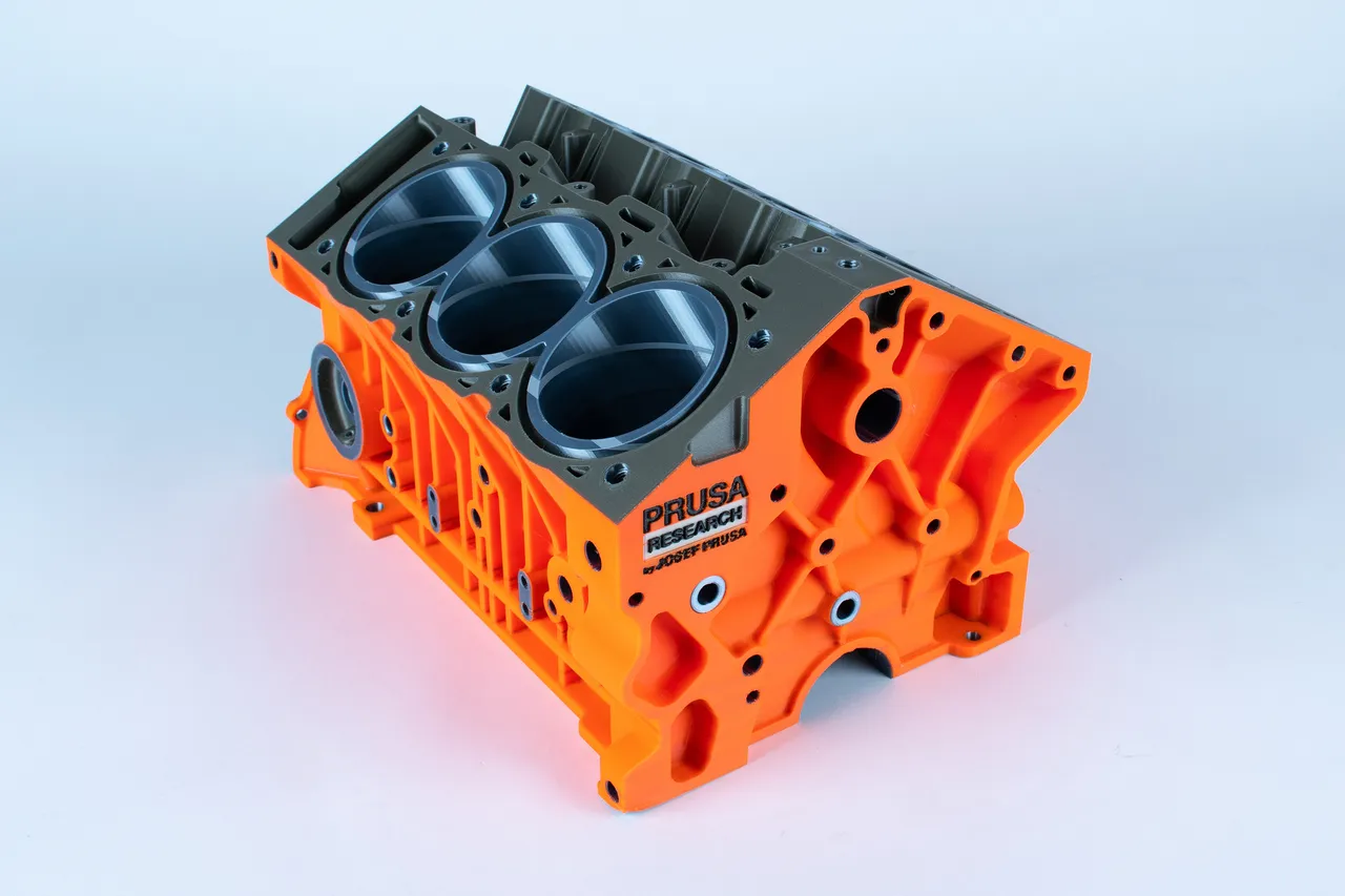 Miniatura 2 do modelo 3D WORKING V6 ENGINE