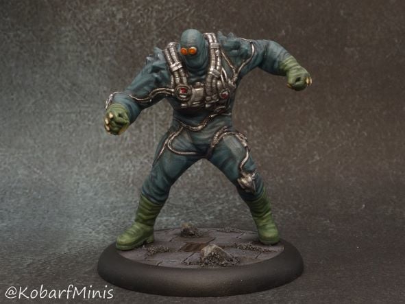 Doomsday - Containment Suit (presupported 35mm DC wargaming miniature)