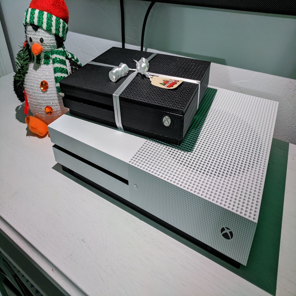 Xbox One S game giftbox / trinket container