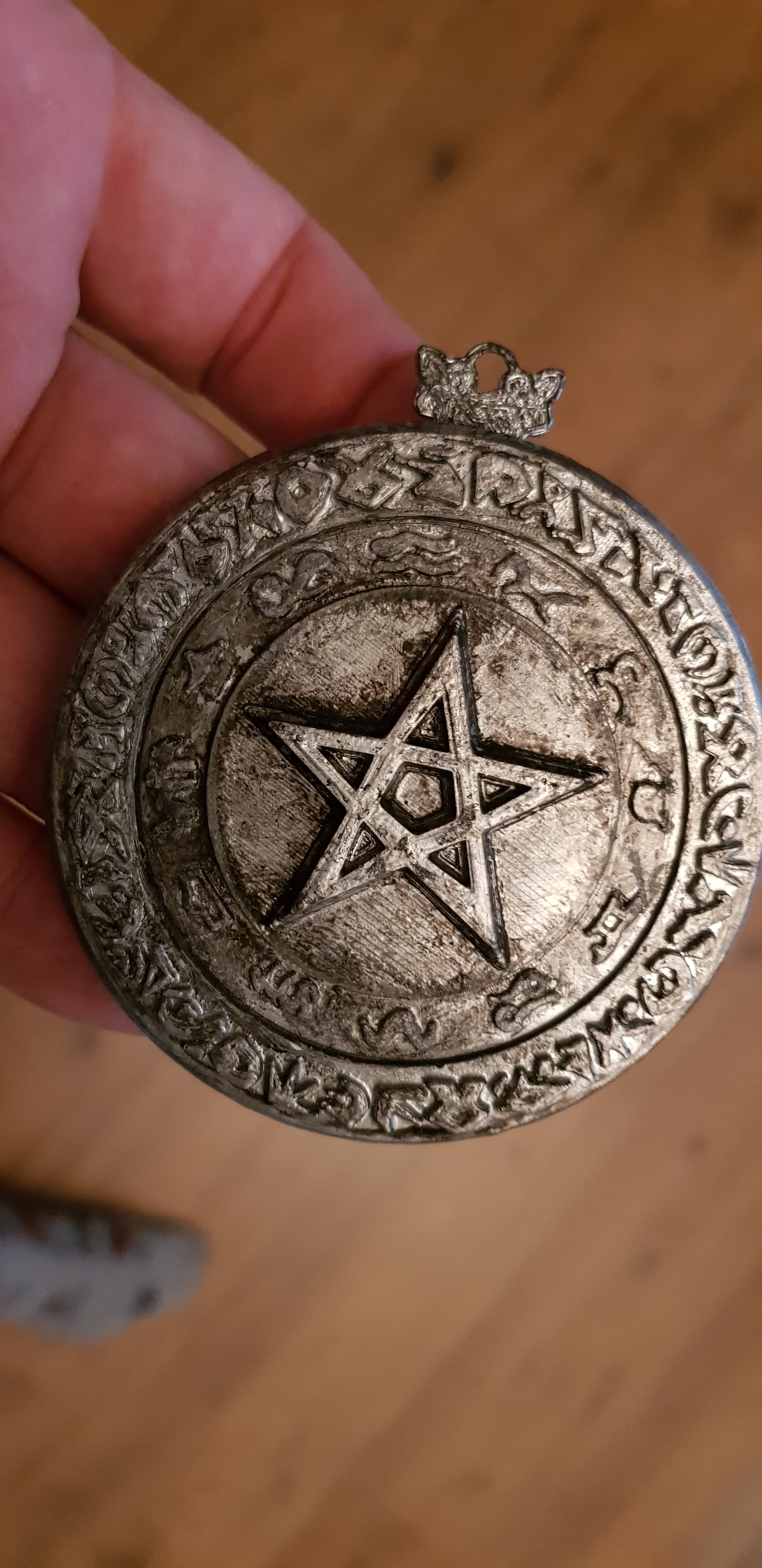 Merlin's Star V2.0 with movable ring