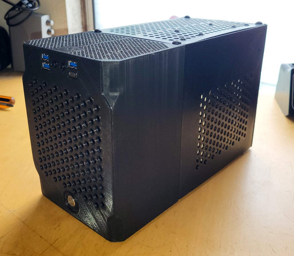 Mini-ITX PC Case