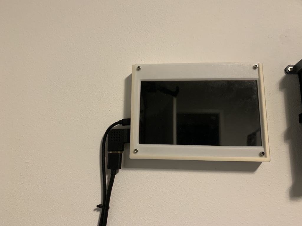 7" Touch LCD Waveshare Wall Mount