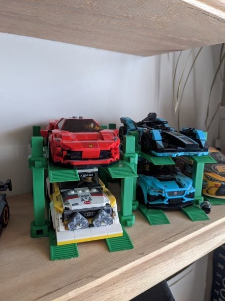 Lego Speed Champions Car Lift