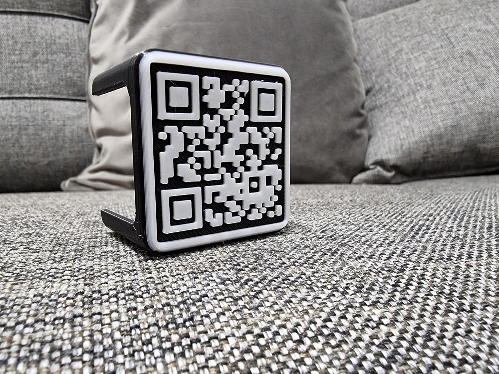 Ender 3 / 3 Pro X-Axis Cover With Rick Roll QR Code
