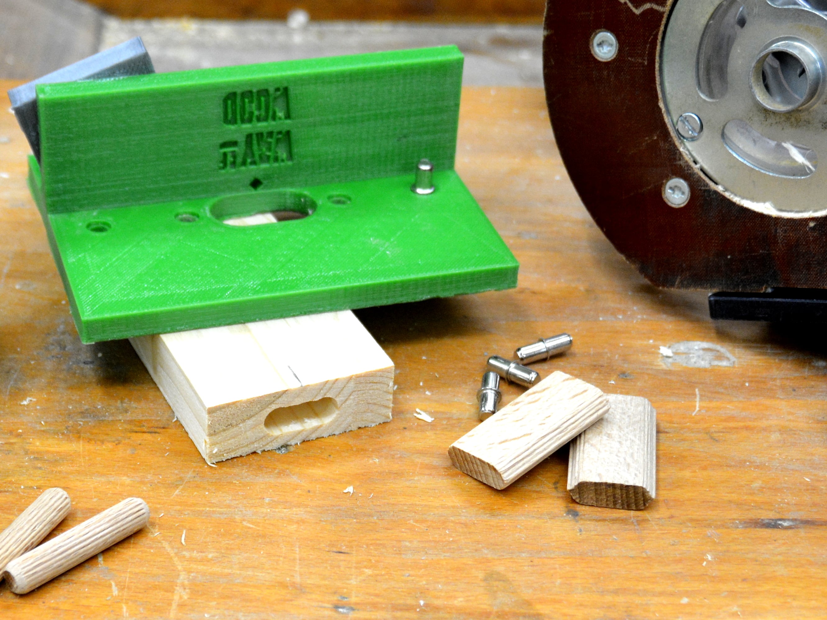 Mortise jig for floating tenons