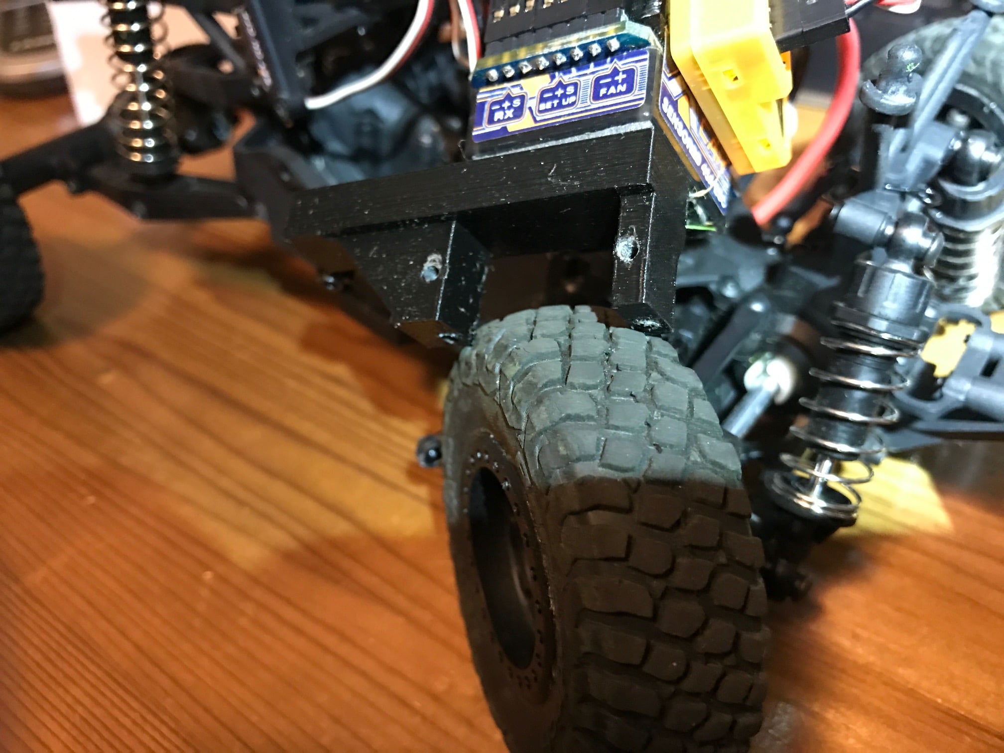 Axial Yeti Jr. Score Trophy Truck Servo Mount
