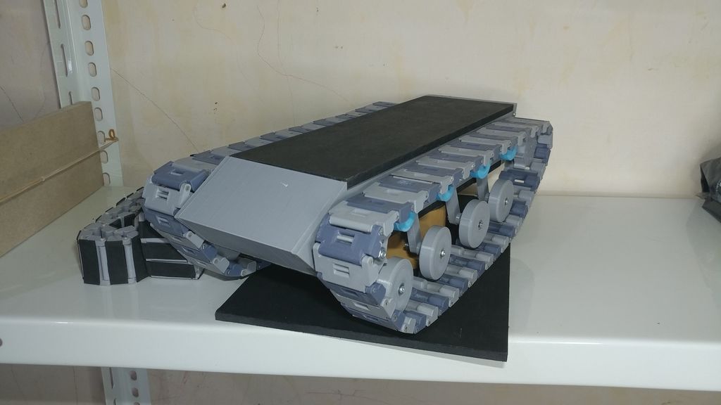 CEBA The 3D Printed RC tank