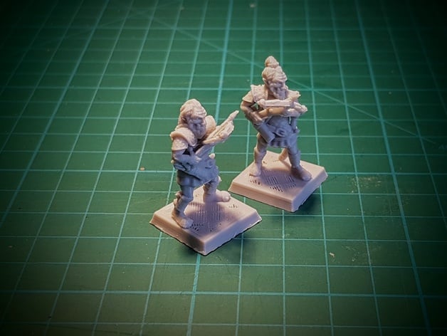Image of Hobgoblin with crossbow 28 mm (No supports needed)