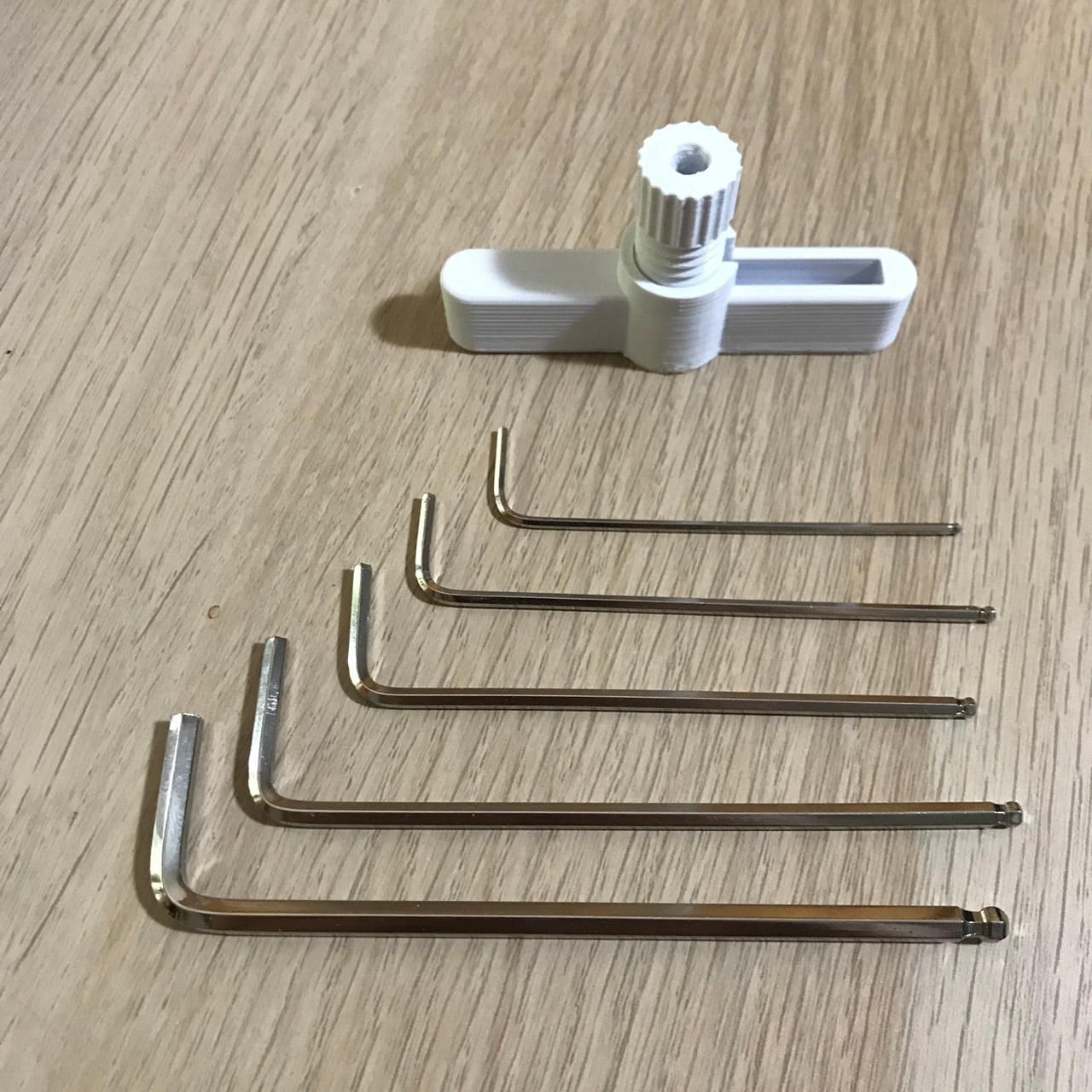 Universal T Handle