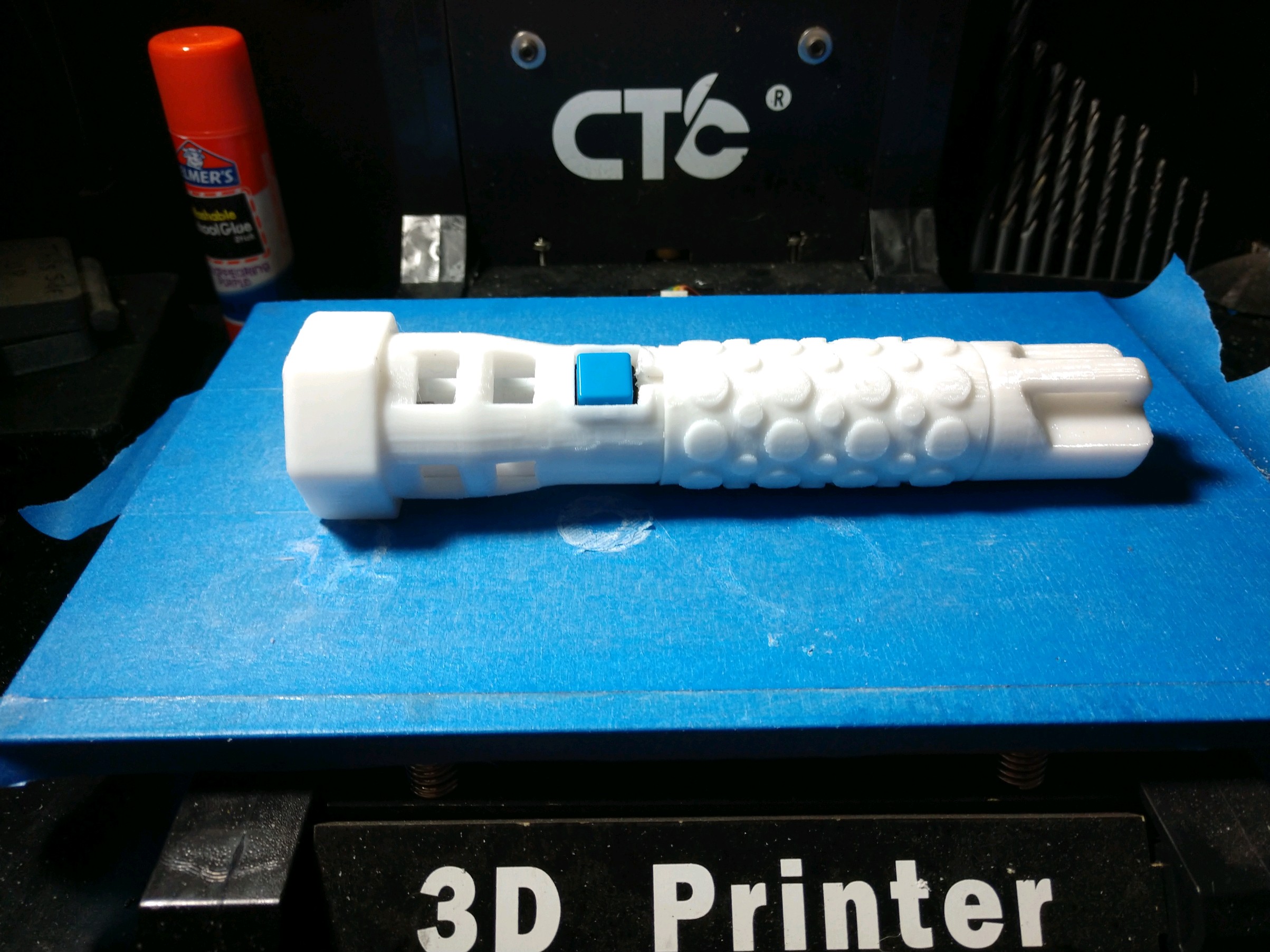 Cat/Dog laser pointer, (partial remix of LED Rechargeable Flashlight (V2) by cyamate)