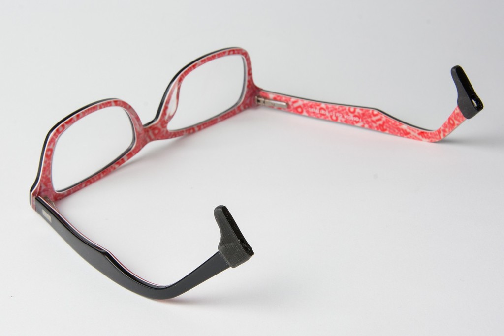 Anti-slide glasses ear-hooks