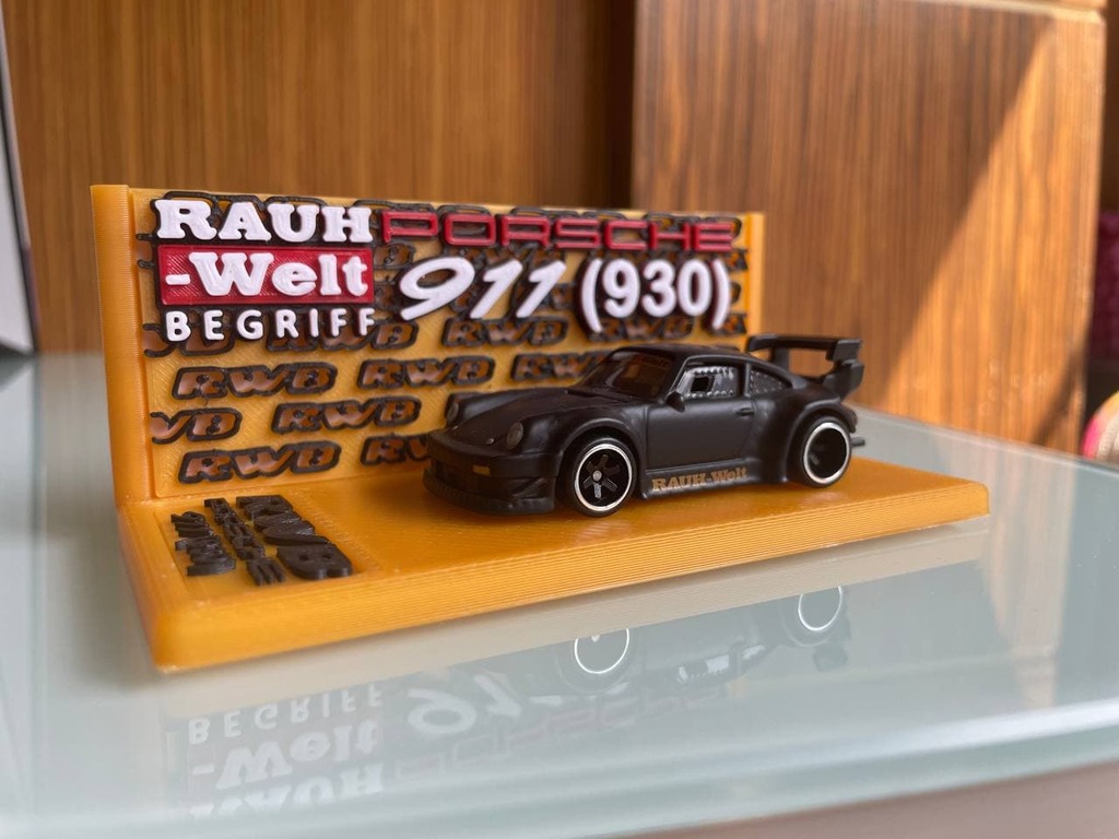 Hotwheels/Tarmac Works RWB Porsche Display Base