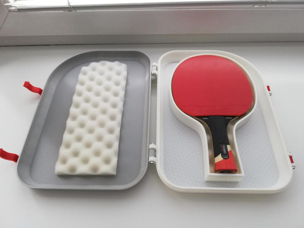 Table tennis paddle box