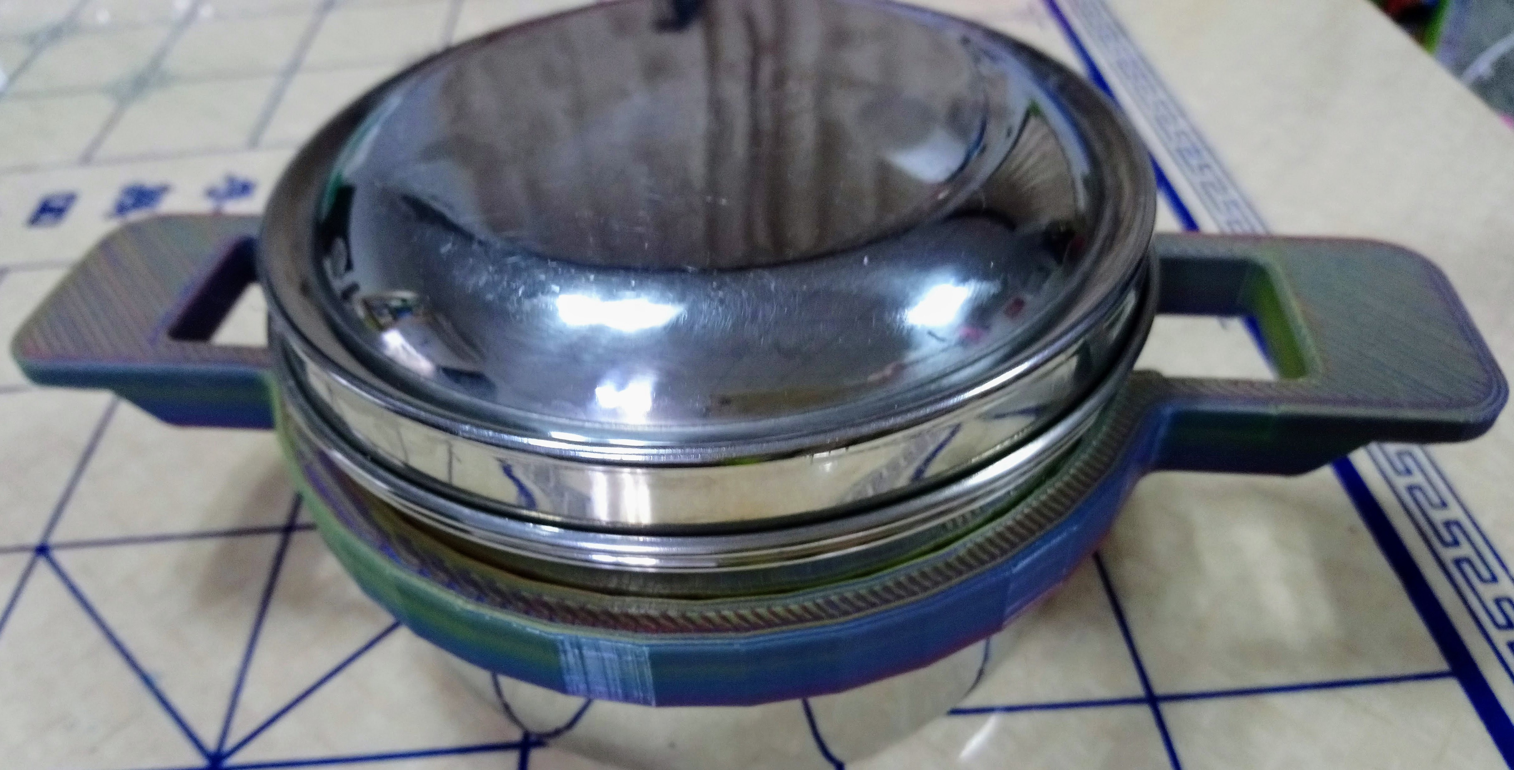 Support for lunch box with diameter 120mm