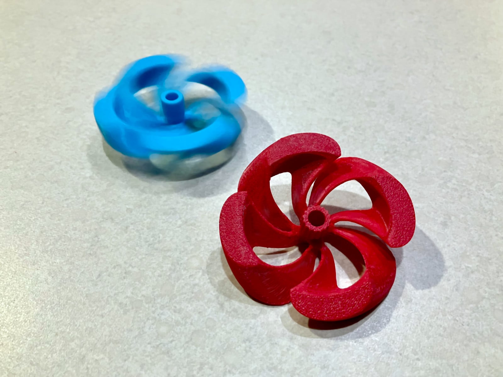 Fan Style Spinning Top