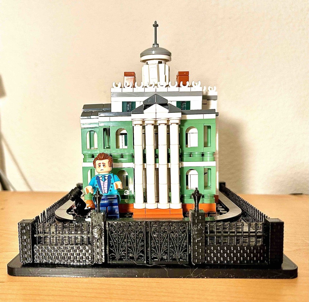 Lego Haunted Mansion Stand