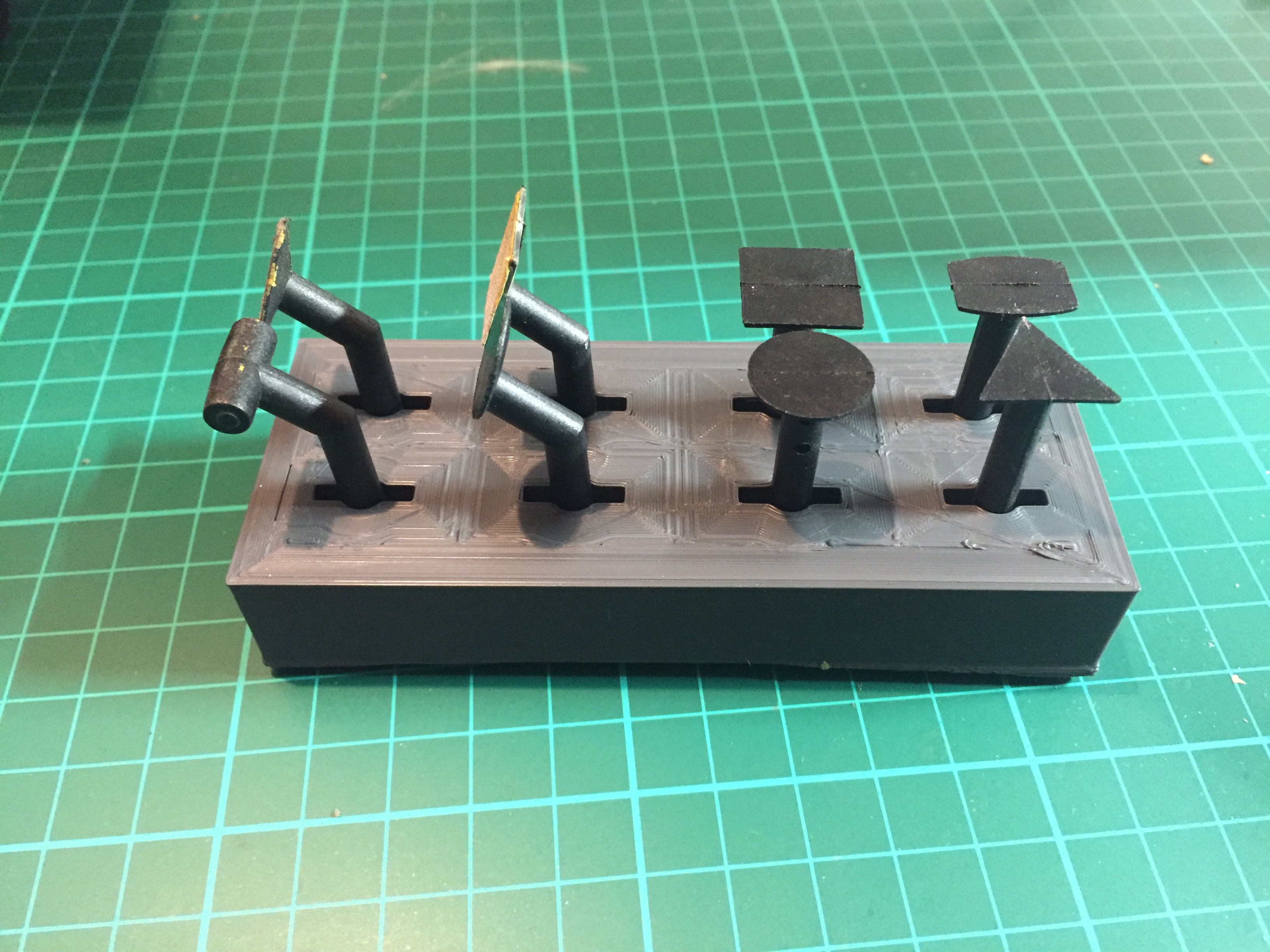 Pen sander rack