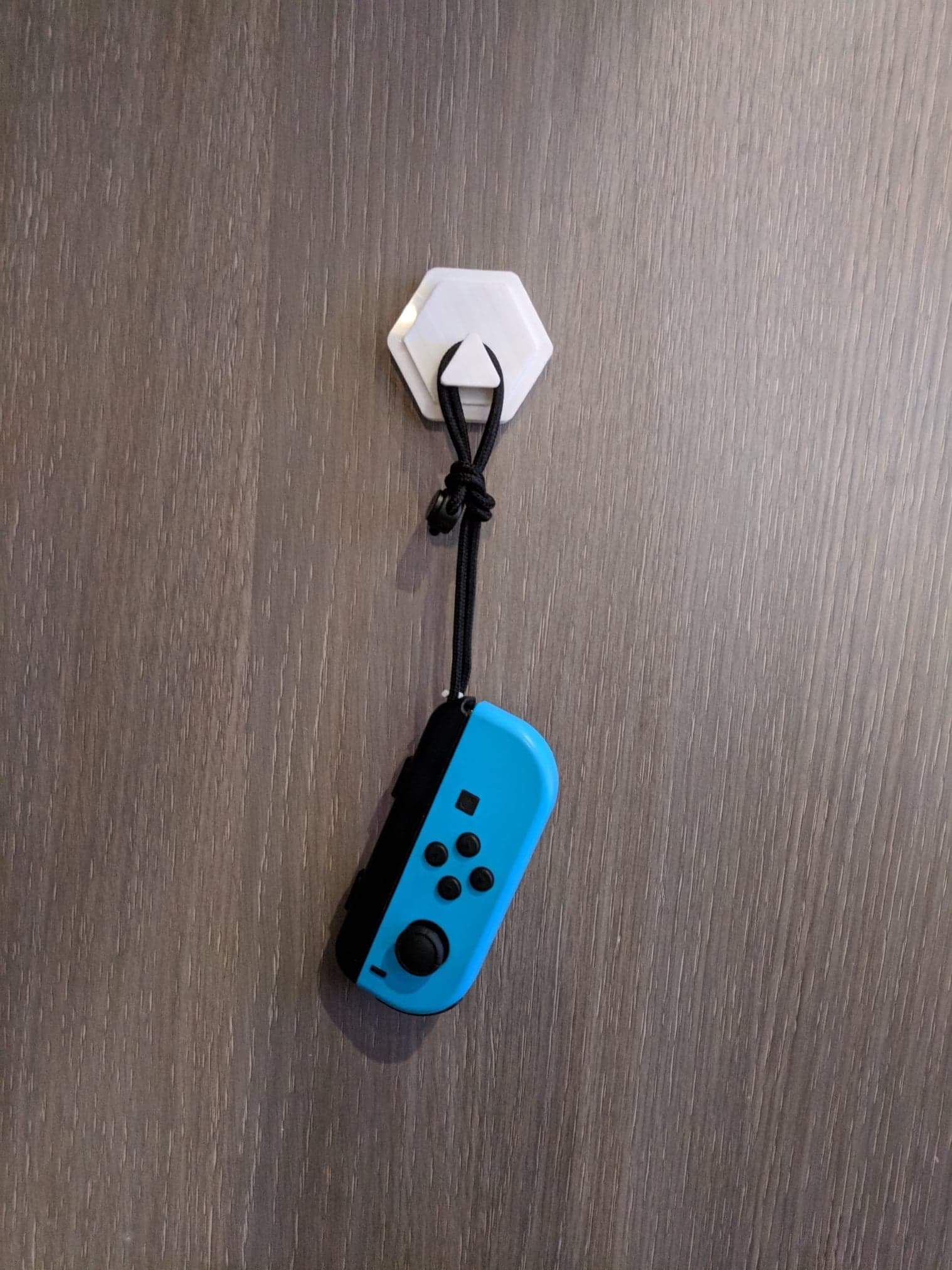 Hexagonal Snap-In Hook