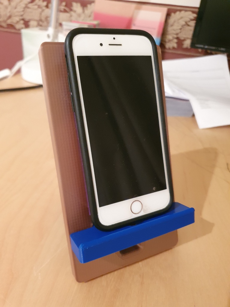 Simple Phone/Tablet stand
