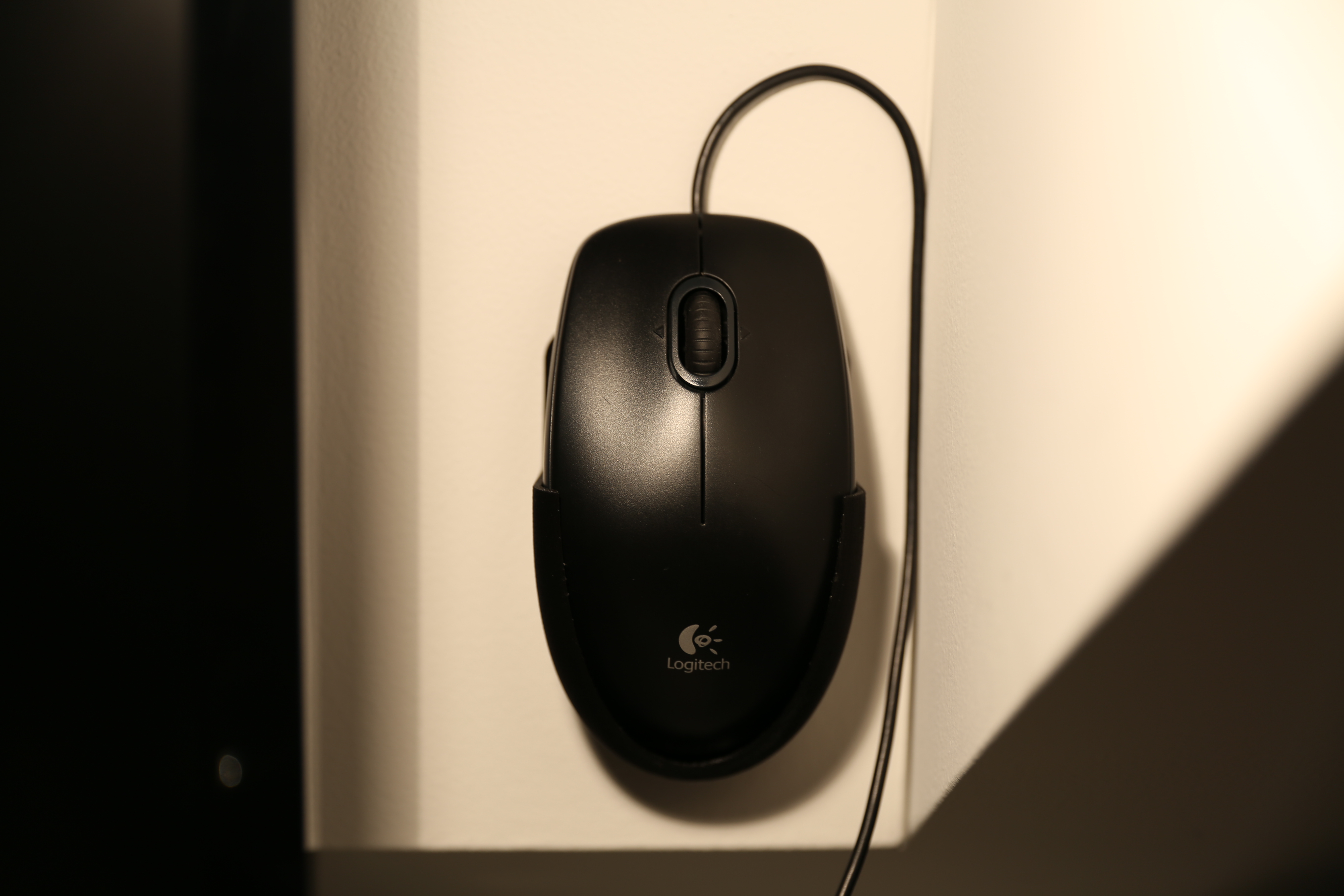 Logitech M110 Mouse Holder