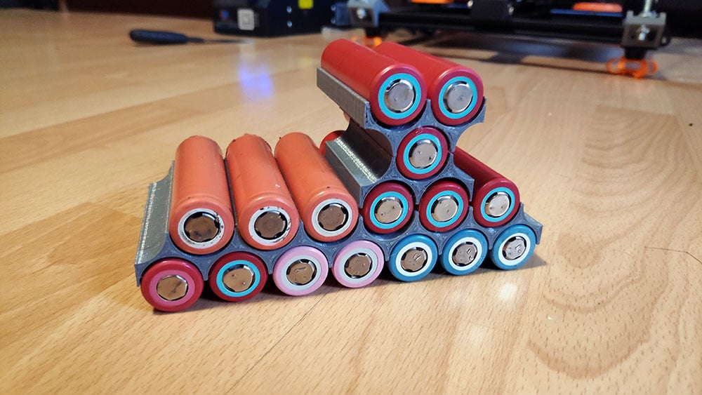 18650 Li-Ion DIY custom shape battery pack spacer