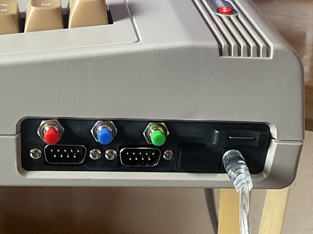 C64 Ultimate right side bracket (SD with 3 buttons)