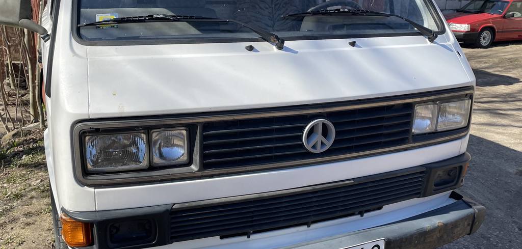 VW T3 Vanagon front grill logo replacement peace symbol