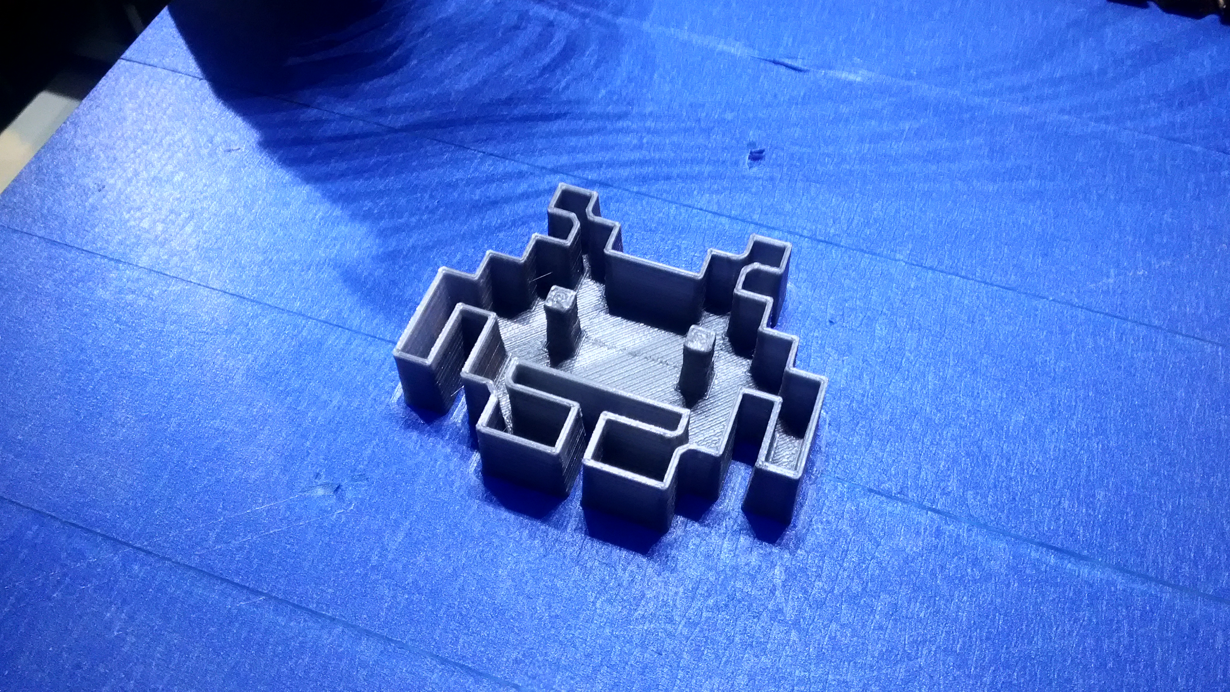 Space-Invaders pastry cutter