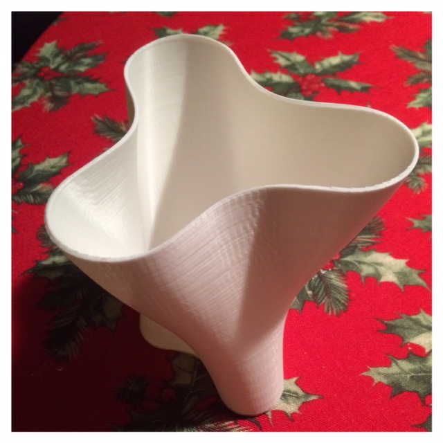 Twisted Tri-Vase