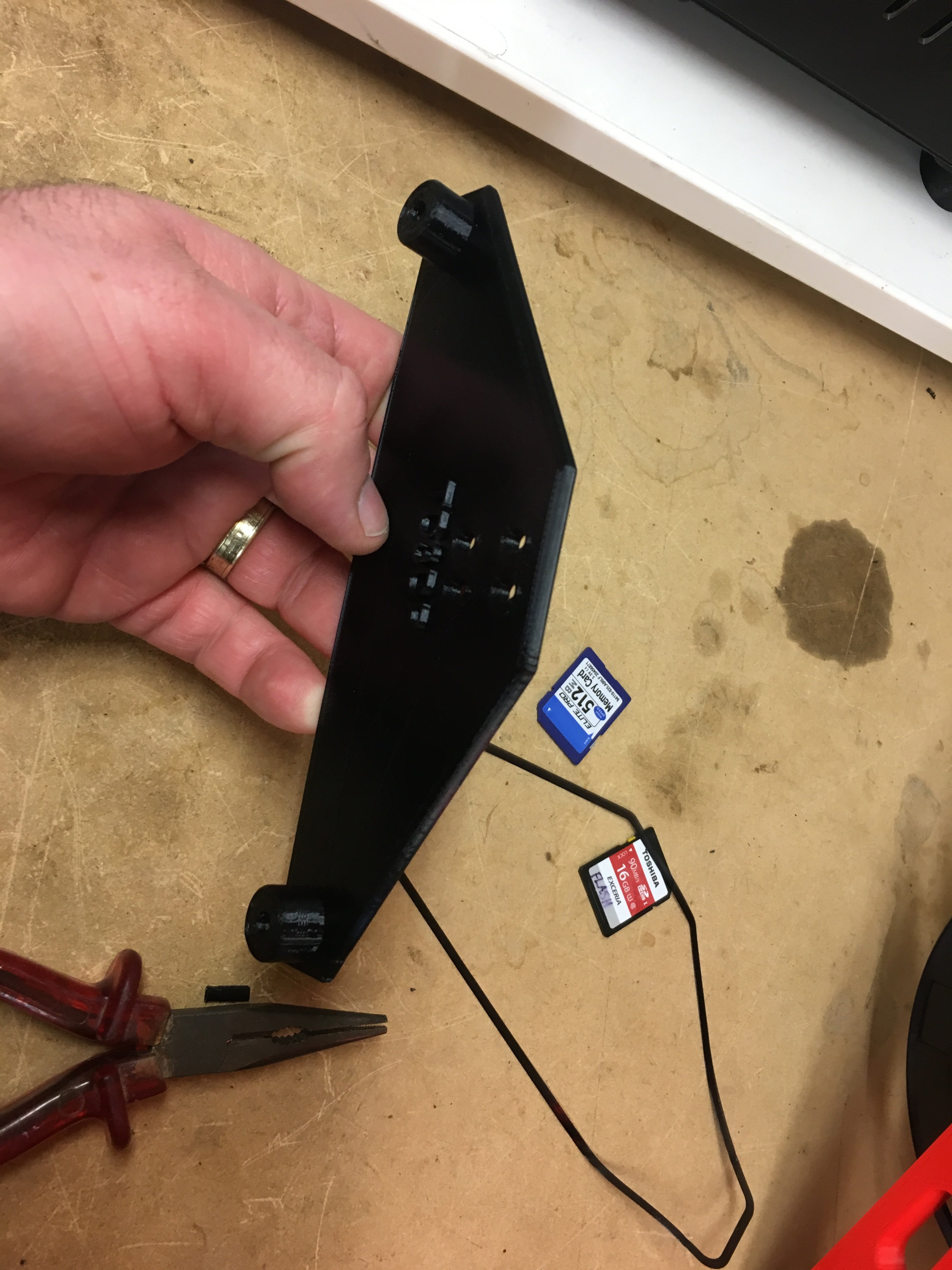 TEVO Flash Bed Cable Support