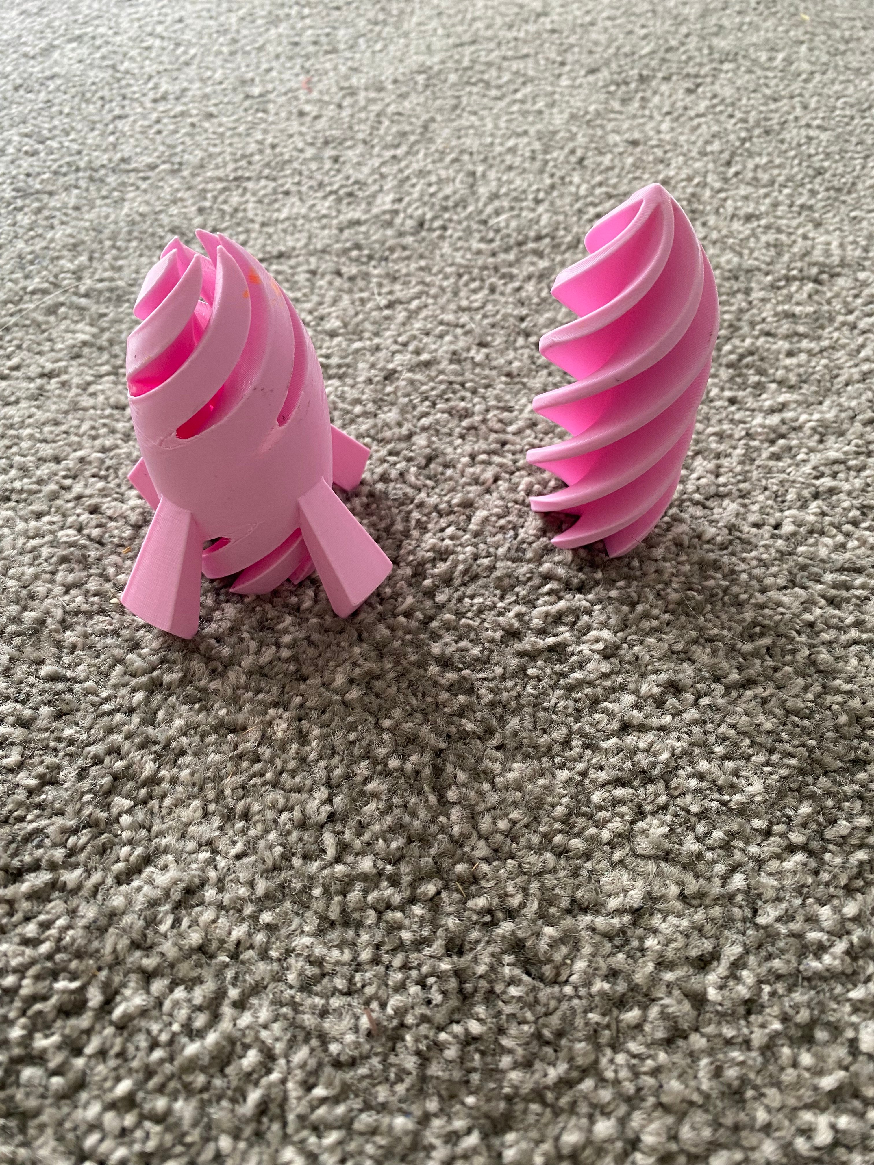 Spiral rocket figet