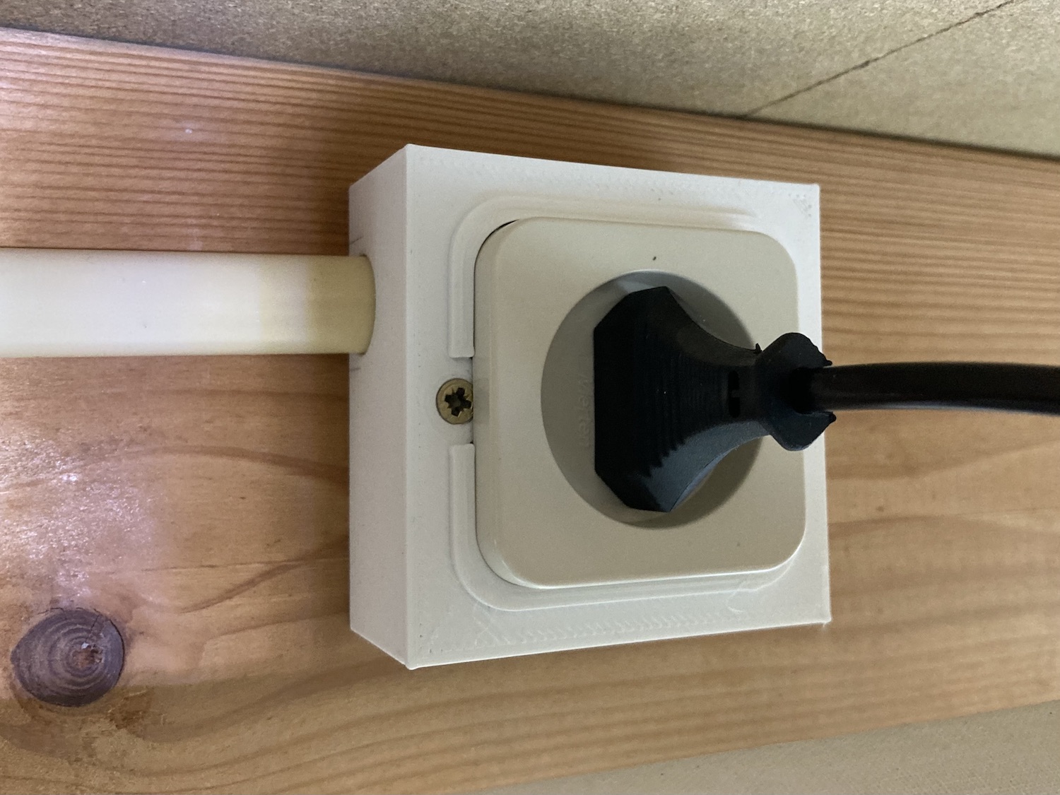 surface mounting box