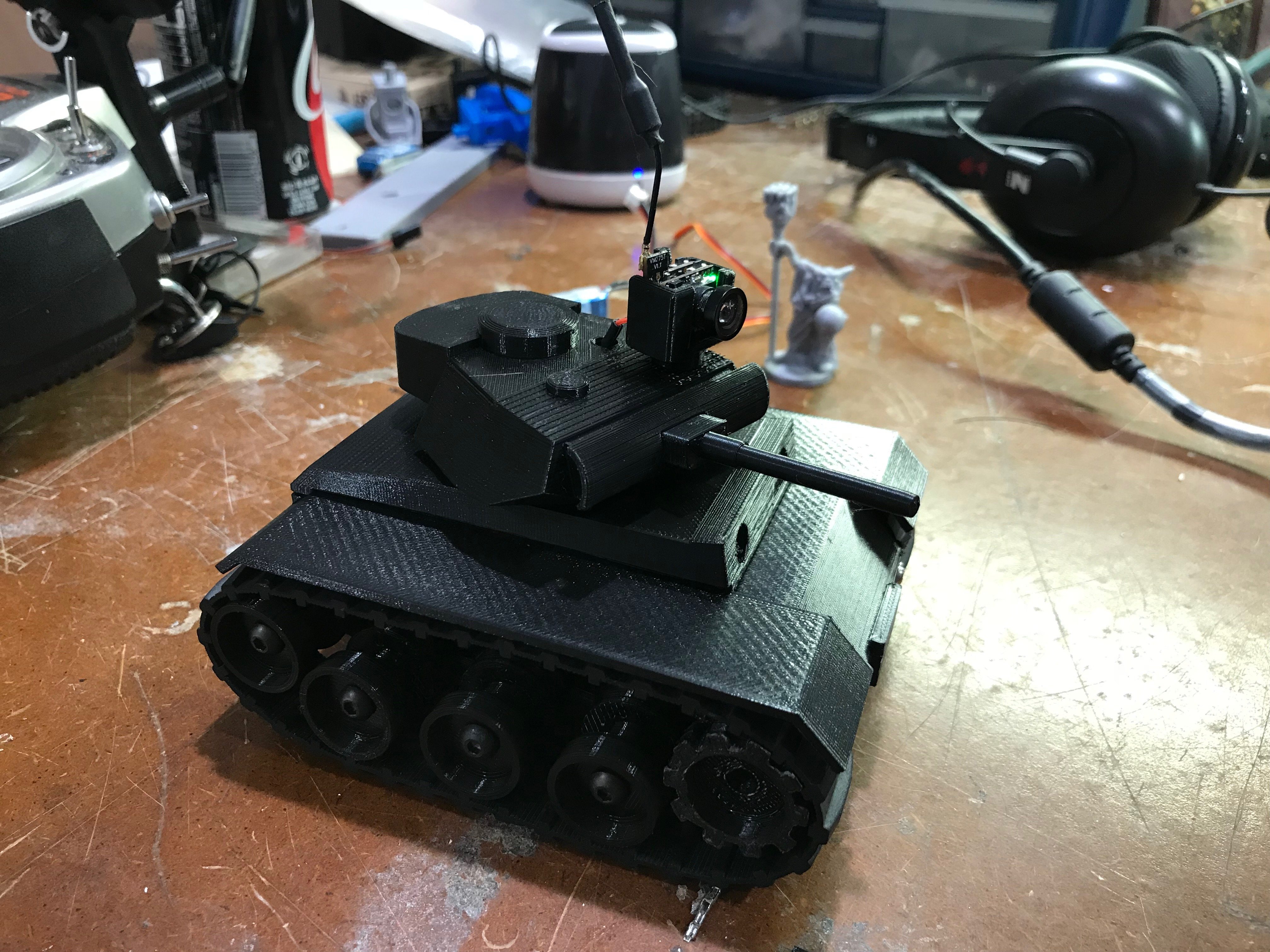 RC Mini Panzer Tank with working suspension